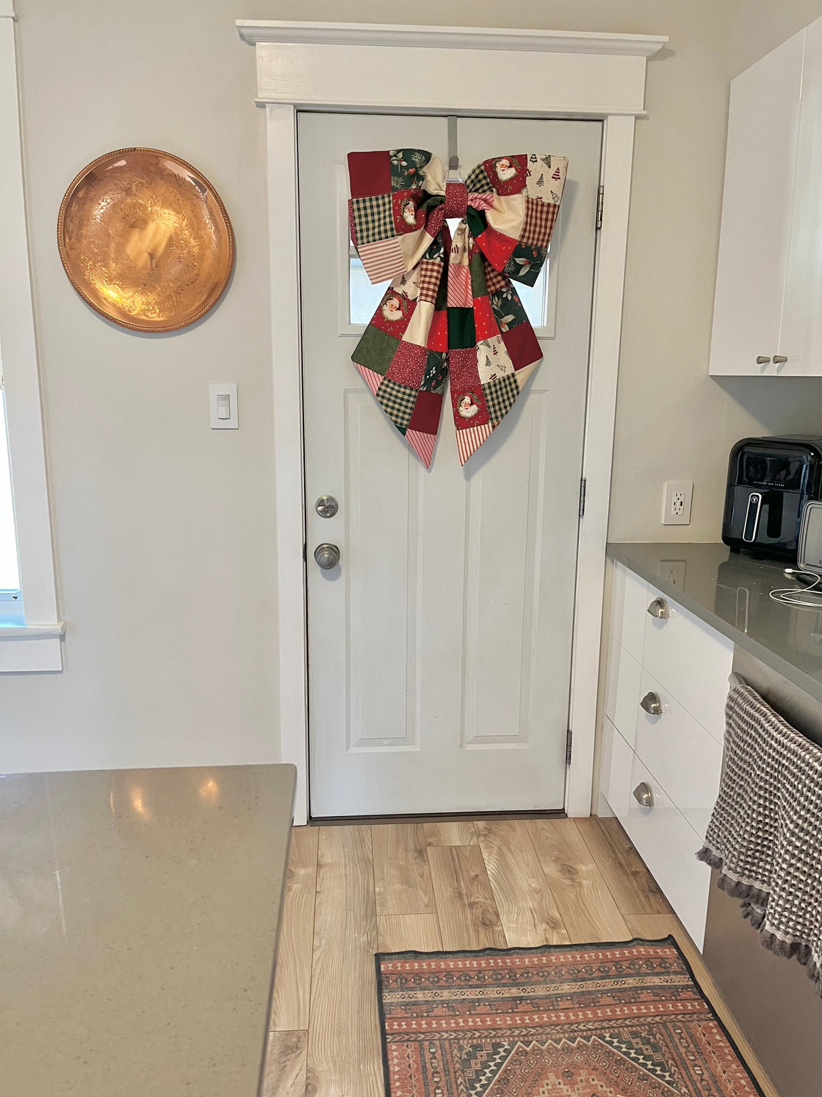 Reversible Quilted Oversize Bow